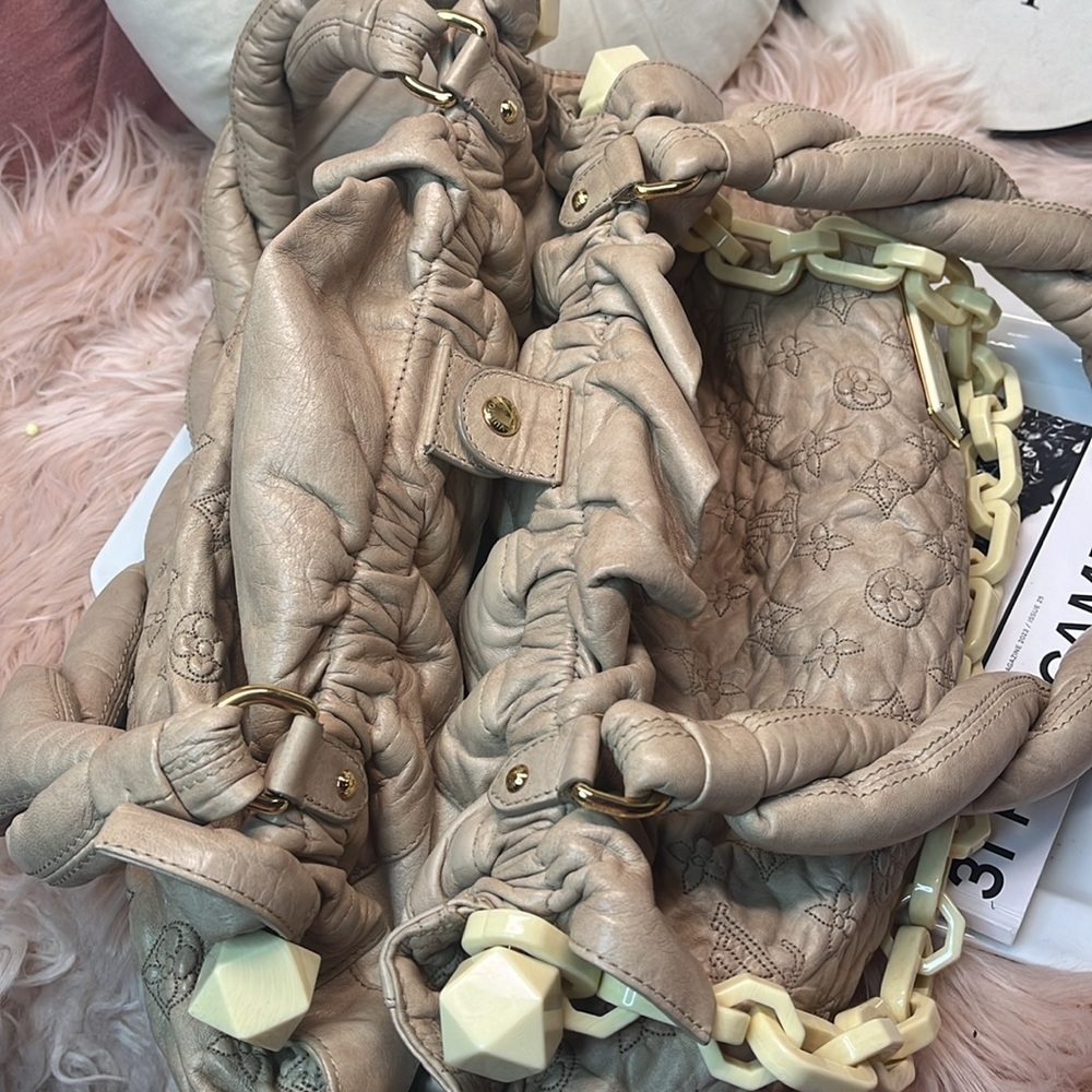 LOUIS VUITTON OLYMPE GM - Picture 6 of 15